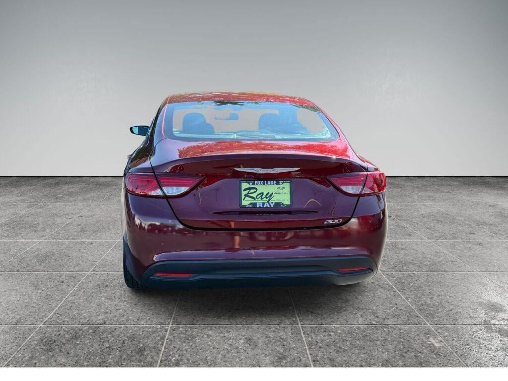 2016 Chrysler 200 Touring