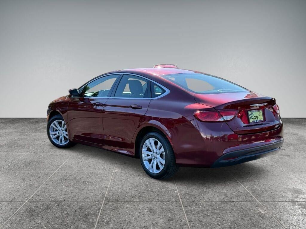 2016 Chrysler 200 Touring