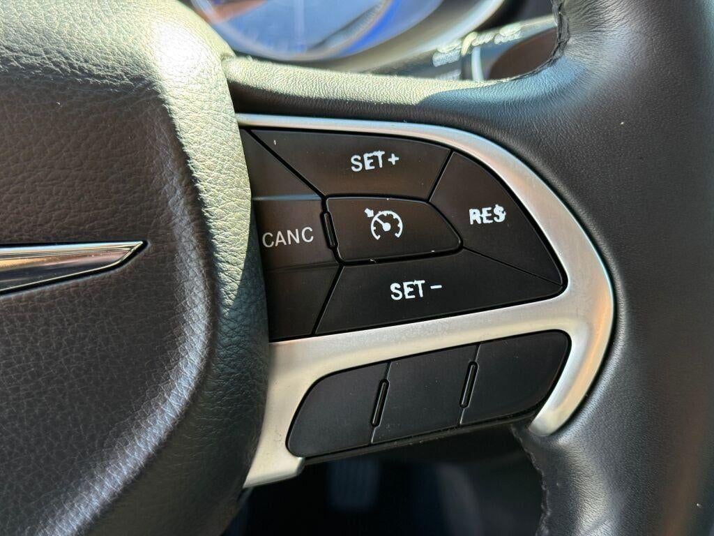2016 Chrysler 200 Touring