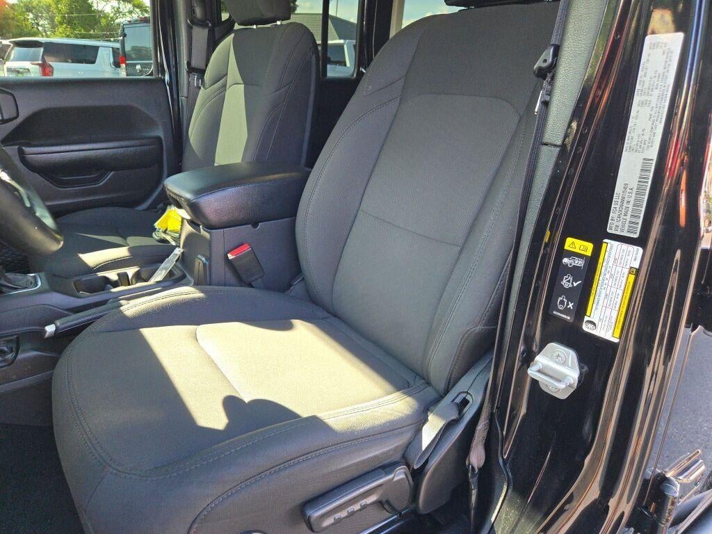 2022 Jeep Wrangler Unlimited Sport Altitude 4x4