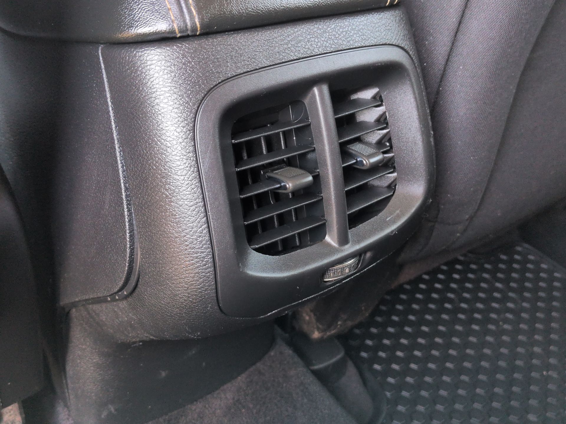 2017 Jeep Cherokee Altitude FWD
