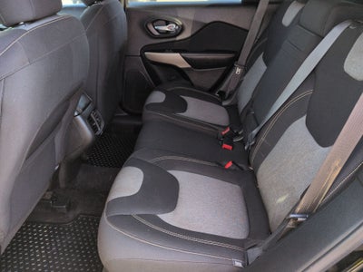 2017 Jeep Cherokee Altitude FWD