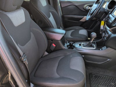 2017 Jeep Cherokee Altitude FWD