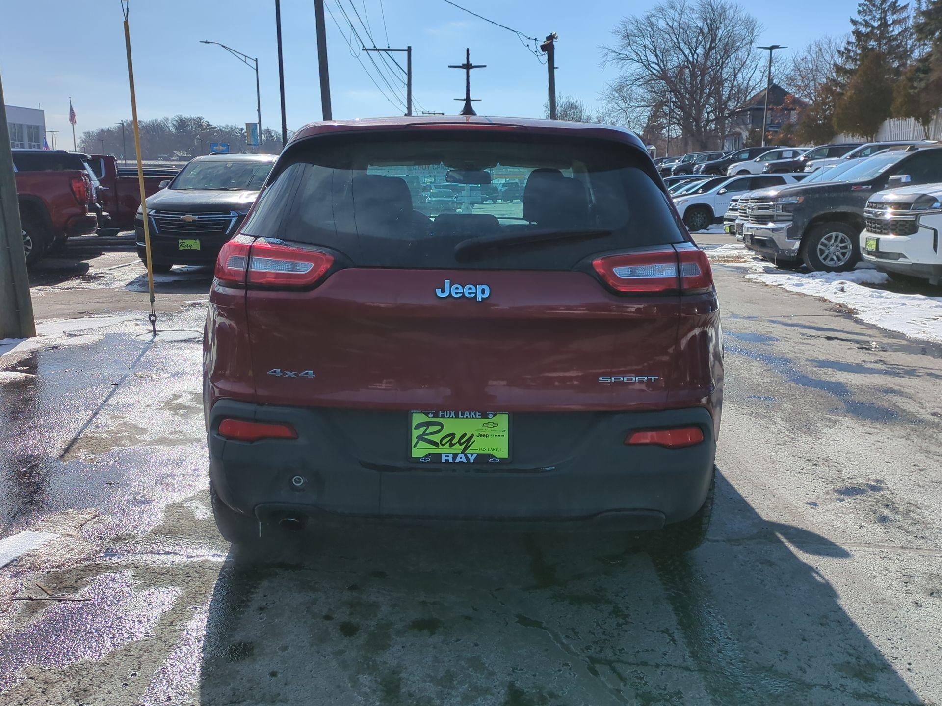 2016 Jeep Cherokee Sport