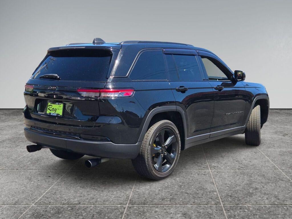 2023 Jeep Grand Cherokee Altitude 4x4