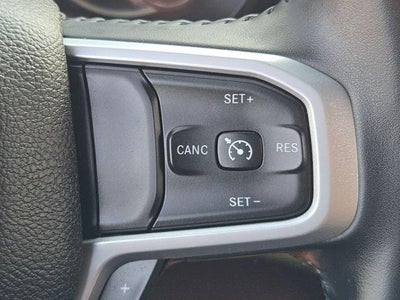 2023 RAM 1500 Big Horn Crew Cab 4x4 5'7" Box
