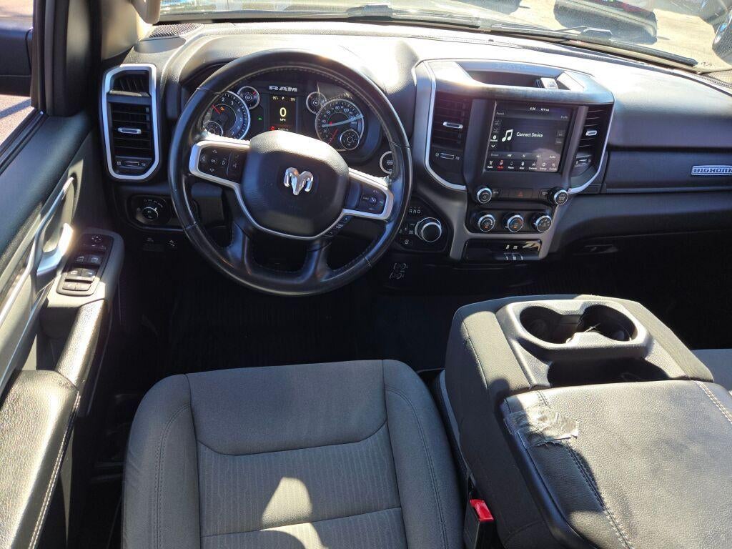 2020 RAM 1500 Big Horn Crew Cab 4x4 5'7" Box