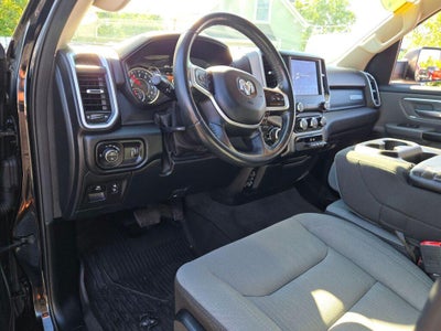 2020 RAM 1500 Big Horn Crew Cab 4x4 5'7" Box