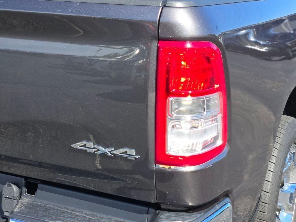 2019 RAM 1500 Big Horn/Lone Star Crew Cab 4x4 5'7" Box