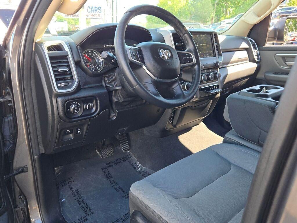 2019 RAM 1500 Big Horn/Lone Star Crew Cab 4x4 5'7" Box