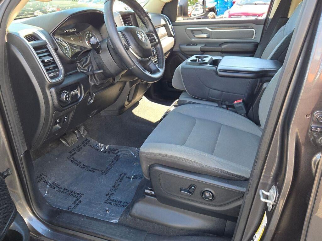 2019 RAM 1500 Big Horn/Lone Star Crew Cab 4x4 5'7" Box