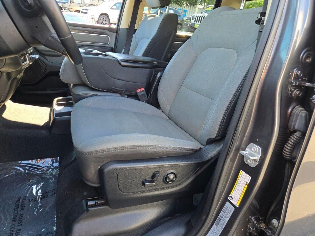 2019 RAM 1500 Big Horn/Lone Star Crew Cab 4x4 5'7" Box