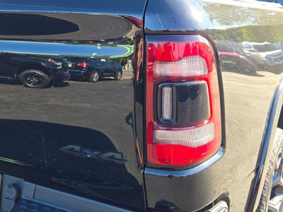 2022 RAM 1500 Limited Crew Cab 4x4 5'7" Box