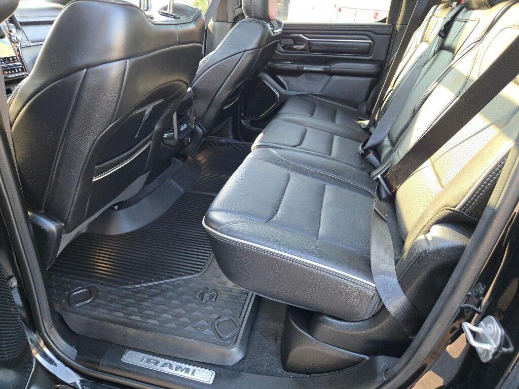 2022 RAM 1500 Limited Crew Cab 4x4 5'7" Box