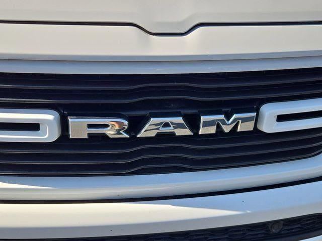2023 RAM 1500 Laramie Crew Cab 4x4 5'7" Box