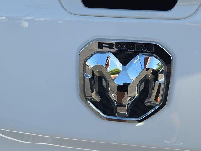 2023 RAM 1500 Laramie Crew Cab 4x4 5'7" Box
