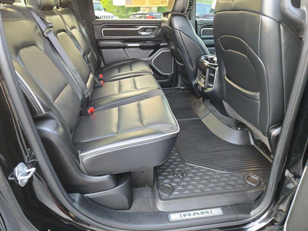 2021 RAM 1500 Laramie Crew Cab 4x4 5'7" Box