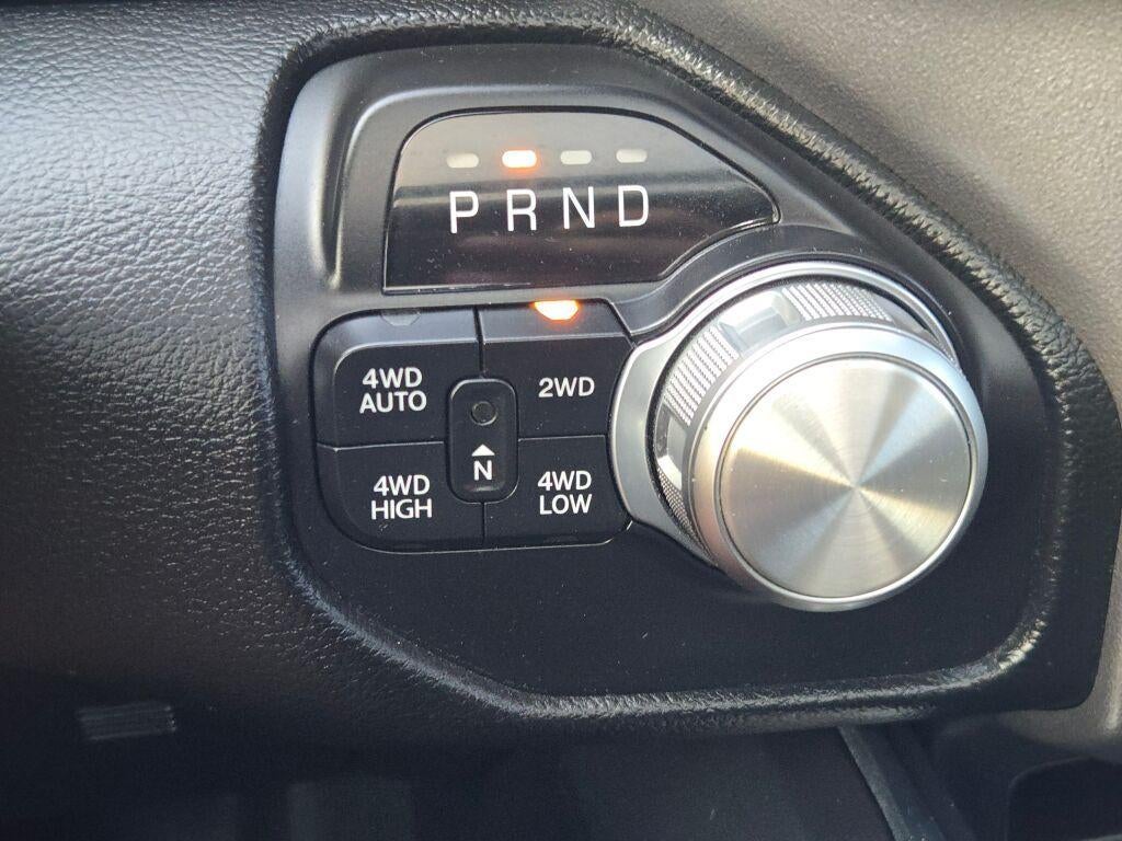 2021 RAM 1500 Laramie Crew Cab 4x4 5'7" Box