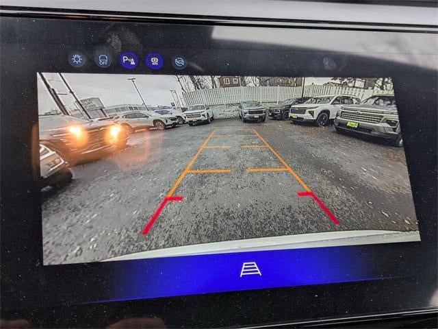 2027 Chevrolet Bolt FWD 4dr LT