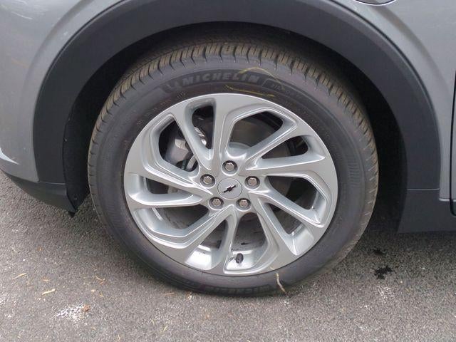 2027 Chevrolet Bolt FWD 4dr LT