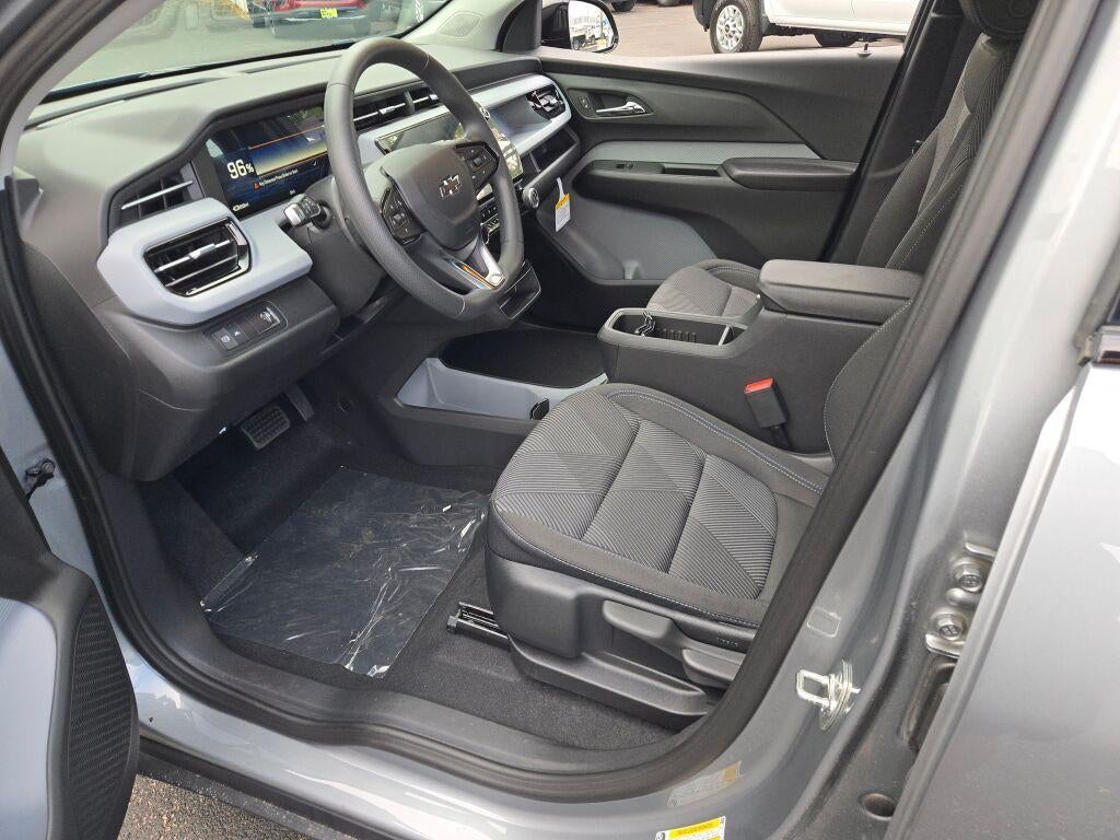 2027 Chevrolet Bolt LT - Photo 26