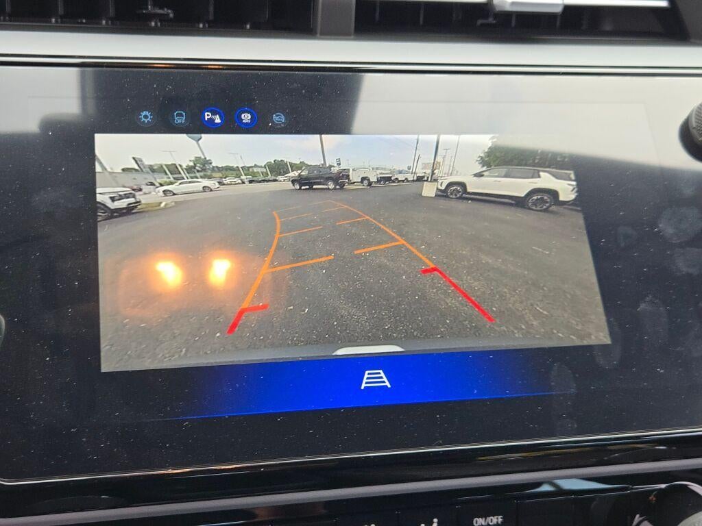2027 Chevrolet Bolt LT - Photo 28