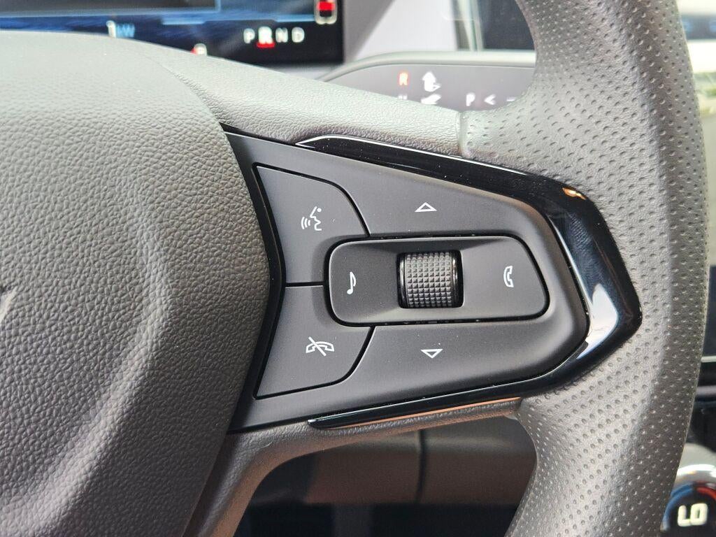 2027 Chevrolet Bolt LT - Photo 31
