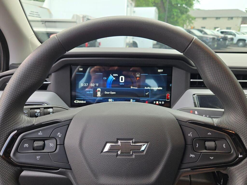 2027 Chevrolet Bolt LT - Photo 32