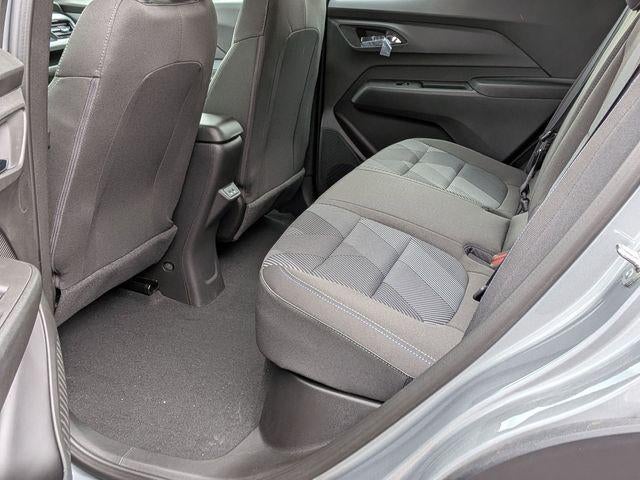 2027 Chevrolet Bolt FWD 4dr LT