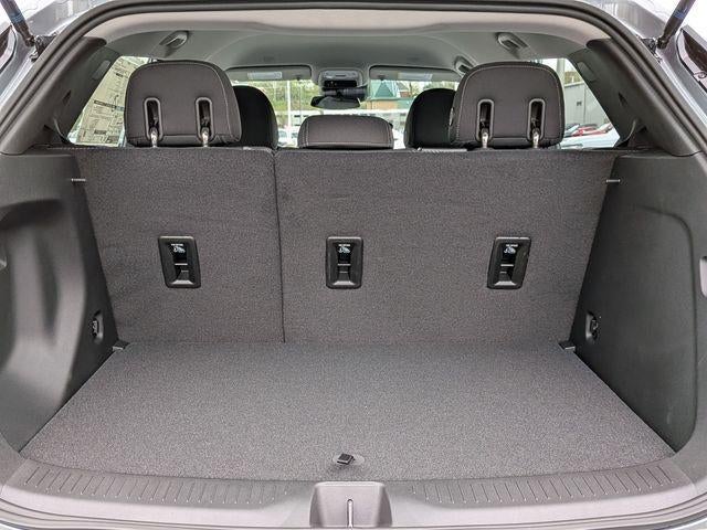 2027 Chevrolet Bolt FWD 4dr LT