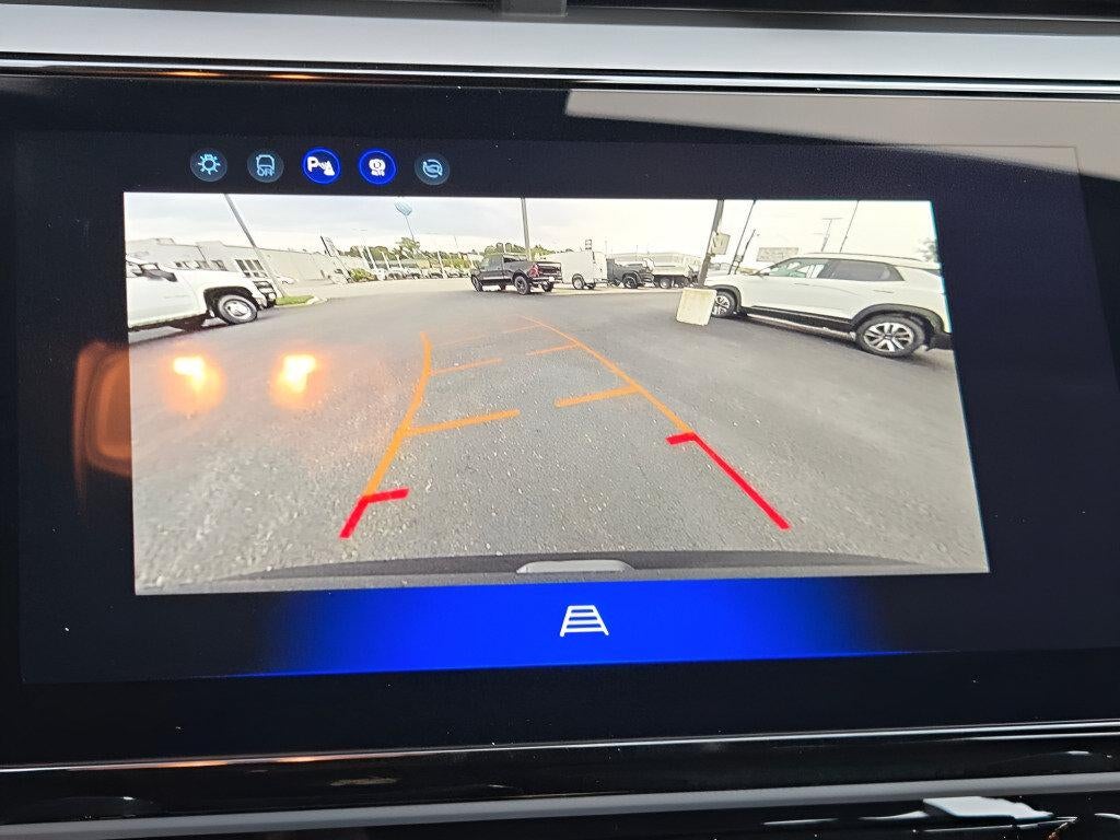 2027 Chevrolet Bolt FWD 4dr LT