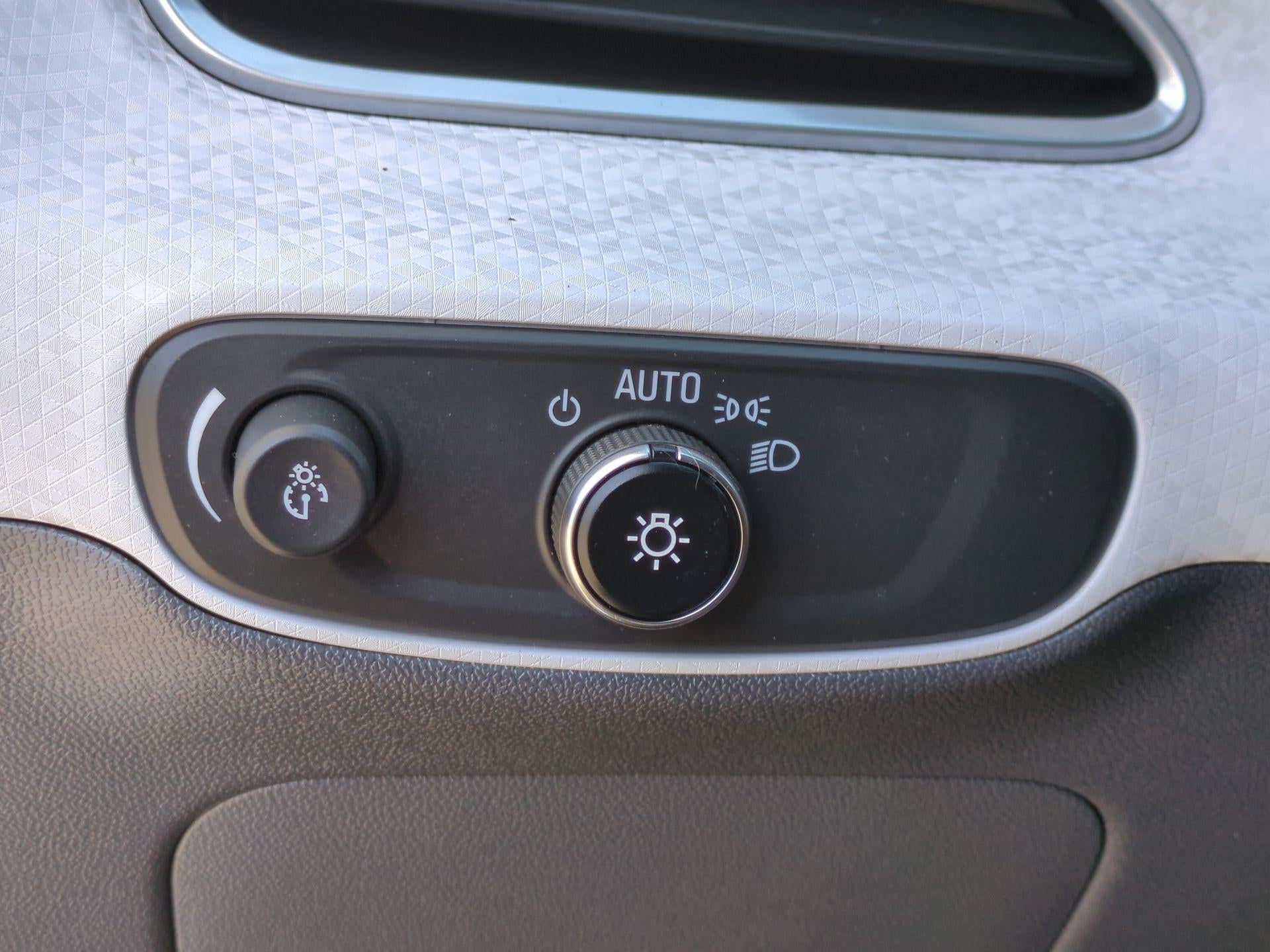 2019 Chevrolet Bolt EV LT