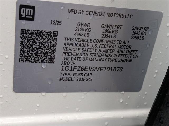 2027 Chevrolet Bolt FWD 4dr RS