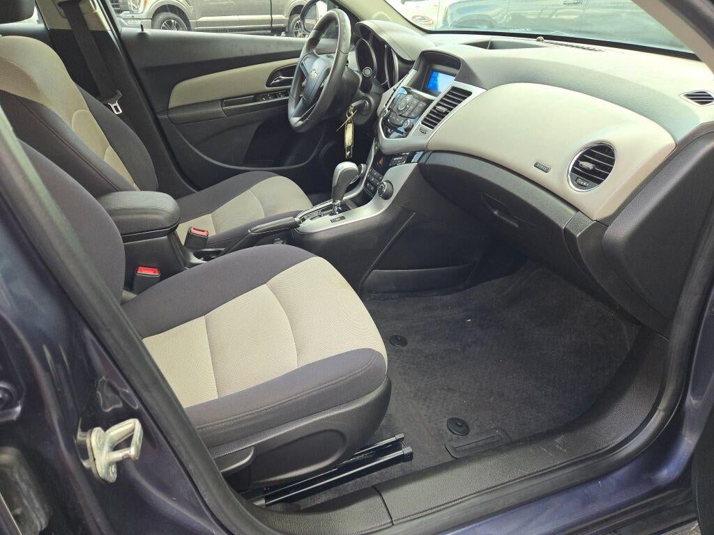 2013 Chevrolet Cruze LS
