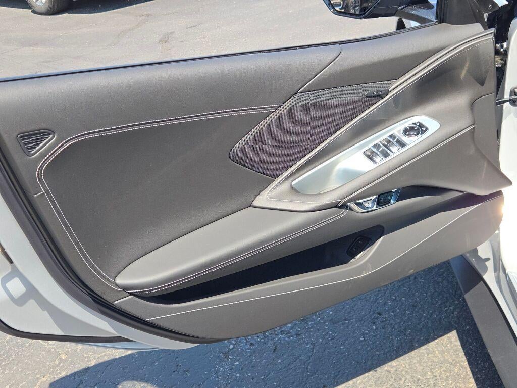 2027 Chevrolet Corvette Stingray Stingray Convertible 1LT