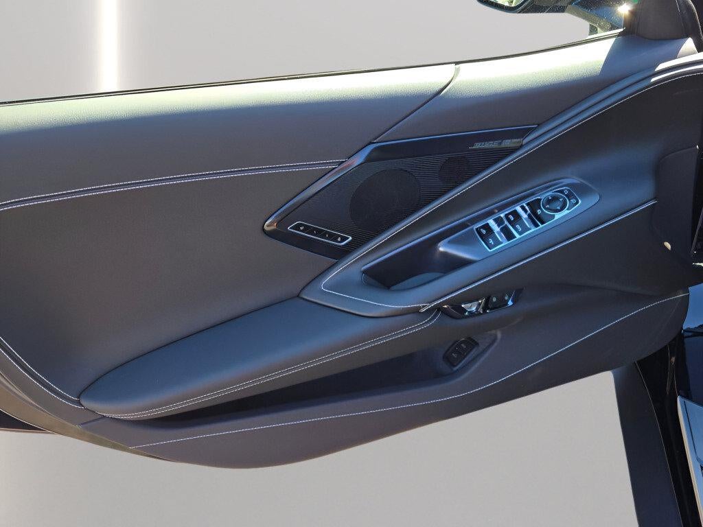 2027 Chevrolet Corvette Stingray Stingray Convertible 2LT