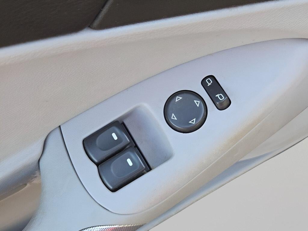 2005 Chevrolet Corvette Base