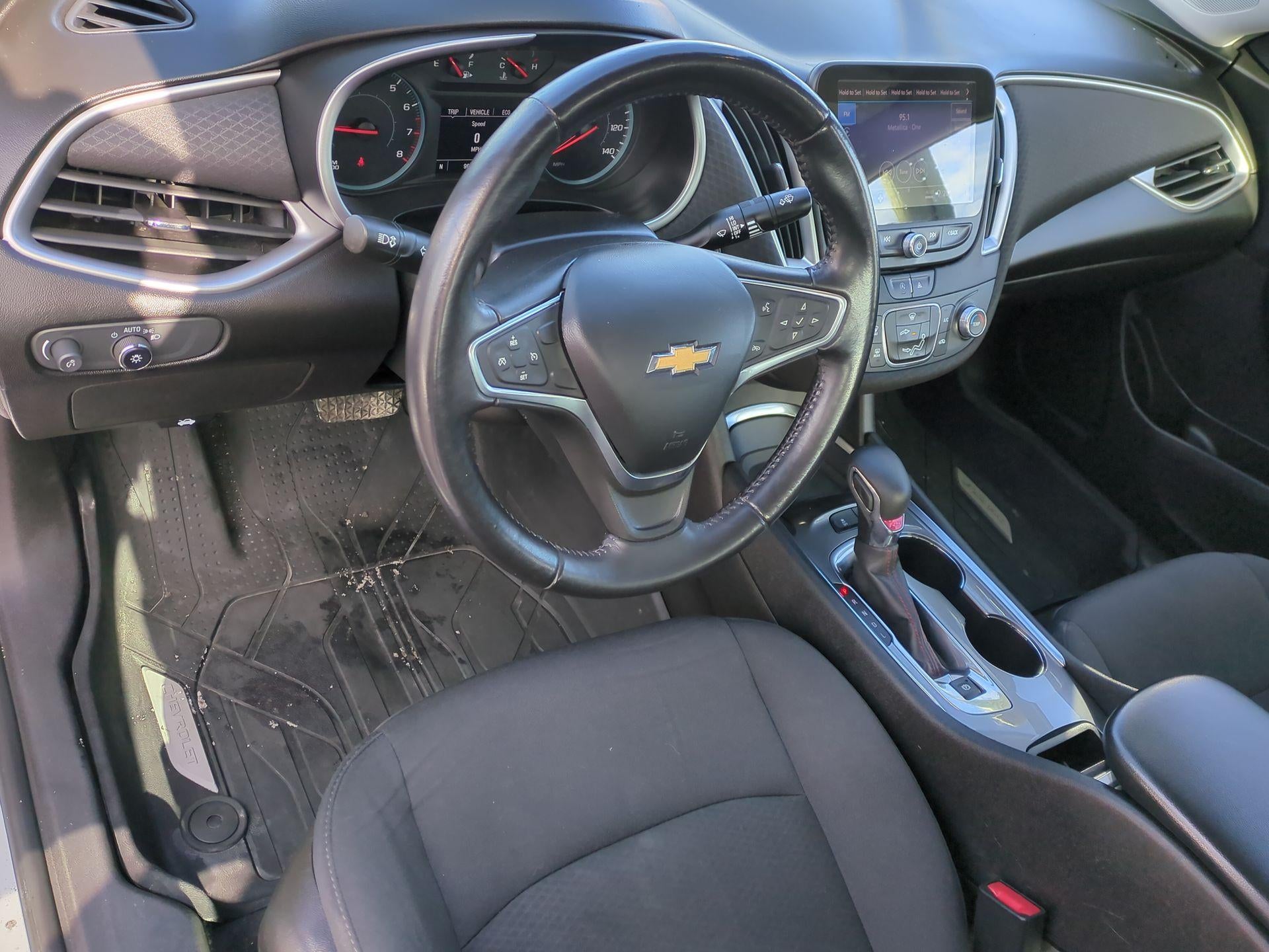 2022 Chevrolet Malibu RS