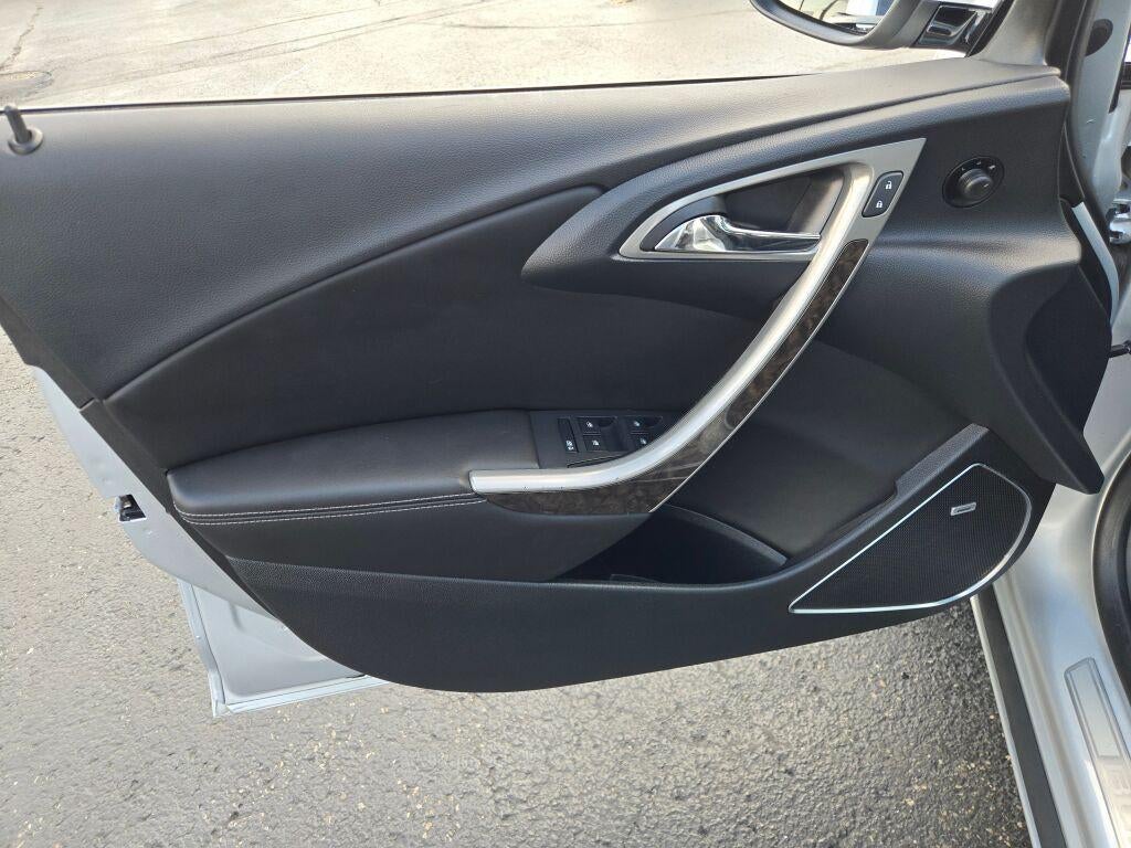 2013 Buick Verano Leather Group