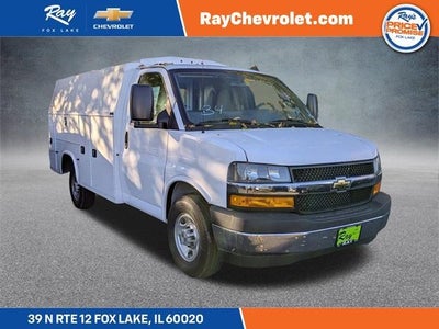 2025 Chevrolet Express Cutaway 3500 3500 Van 139"