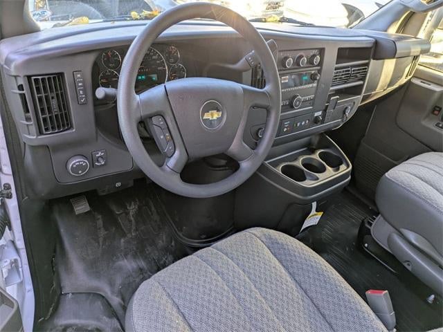 2025 Chevrolet Express Cutaway 3500 3500 Van 139"