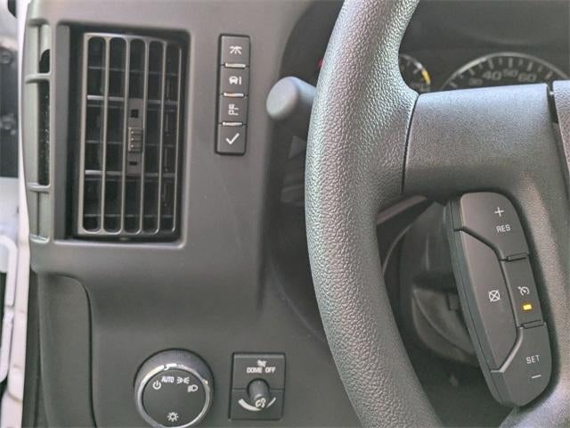 2025 Chevrolet Express Cutaway 3500 3500 Van 139"