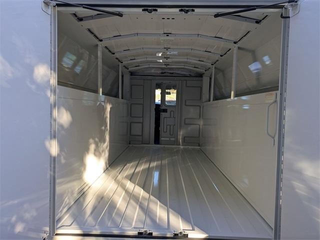 2025 Chevrolet Express Cutaway 3500 3500 Van 139"