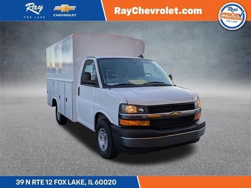2025 Chevrolet Express Cutaway 3500 3500 Van 139"