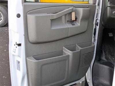 2025 Chevrolet Express Cutaway 3500 3500 Van 139"