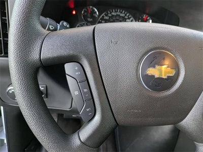 2025 Chevrolet Express Cutaway 3500 3500 Van 139"