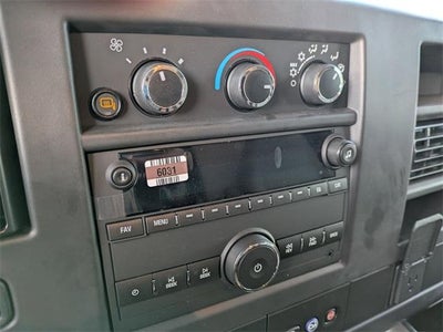 2025 Chevrolet Express Cutaway 3500 3500 Van 139"