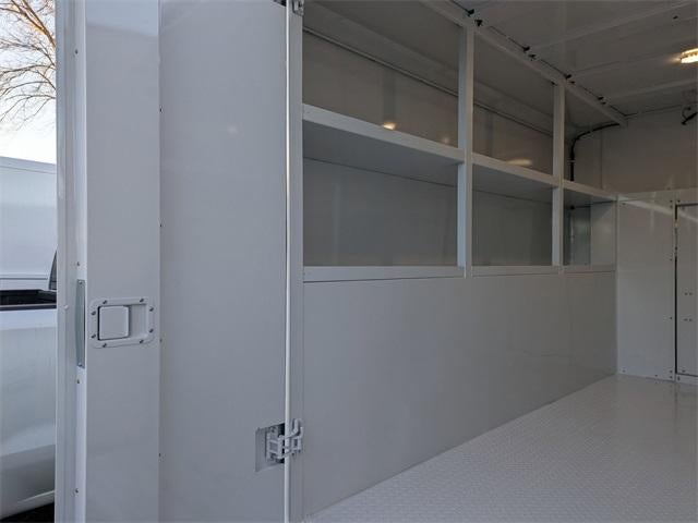 2025 Chevrolet Express Cutaway 3500 3500 Van 139"