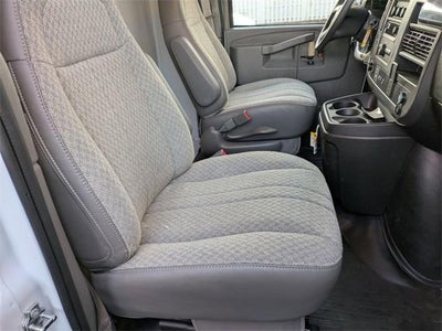 2025 Chevrolet Express Cutaway 3500 3500 Van 139"