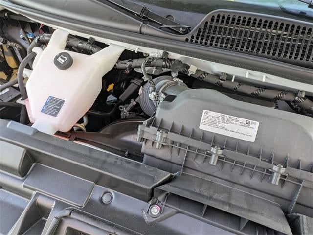 2025 Chevrolet Express Cutaway 3500 3500 Van 139"